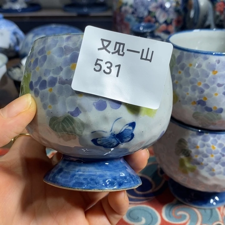 景德镇手绘绣球花杯子
