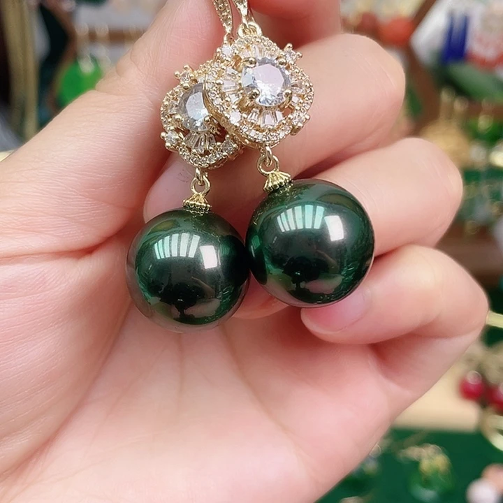 石英岩玉合金耳钉