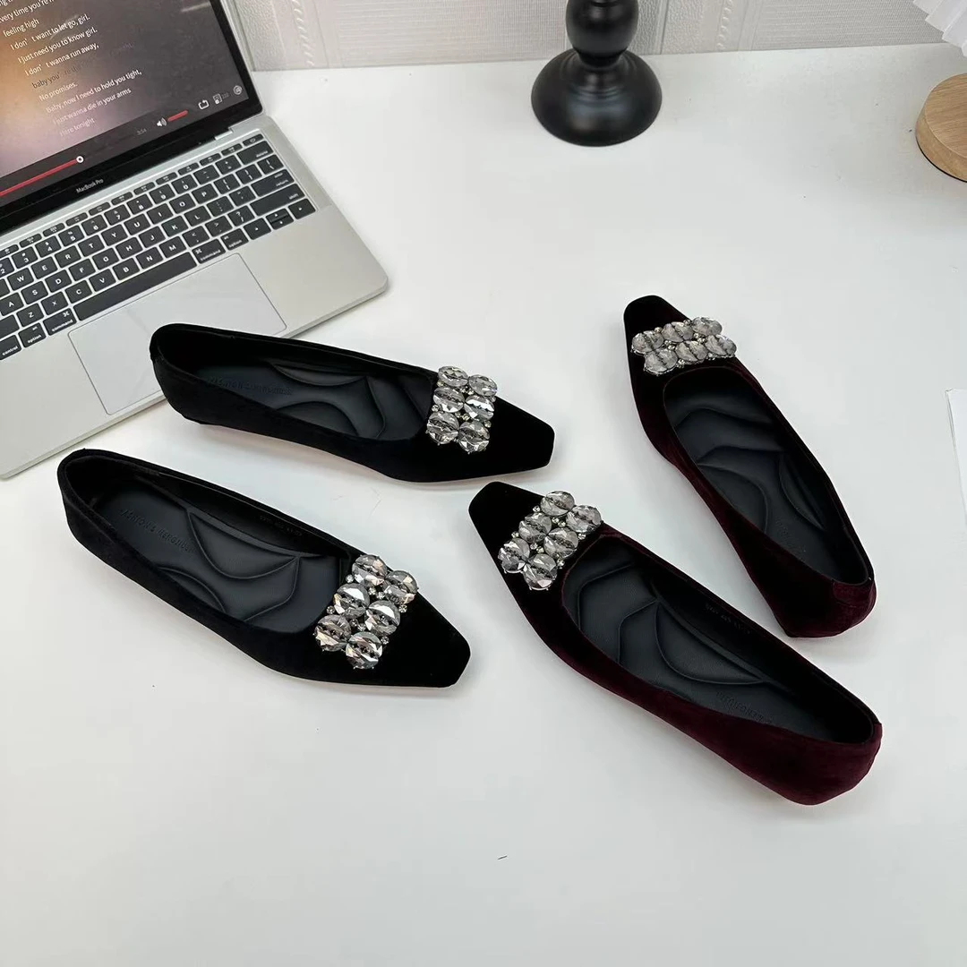 2025春季新款气质百搭时尚方头水钻平跟女款单鞋 8939