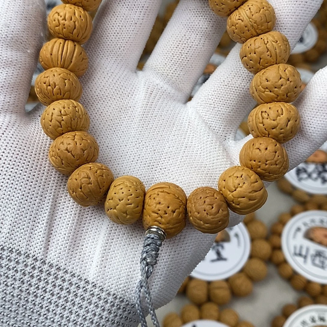 精挑毕业级16钮扣