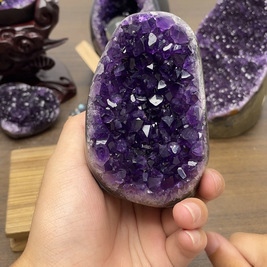 未镶嵌大型摆件（非配饰）紫晶