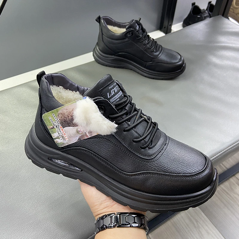 冬季2025牛皮羊毛商务保暖百搭休闲皮鞋轻质软底一脚蹬男潮鞋棉鞋