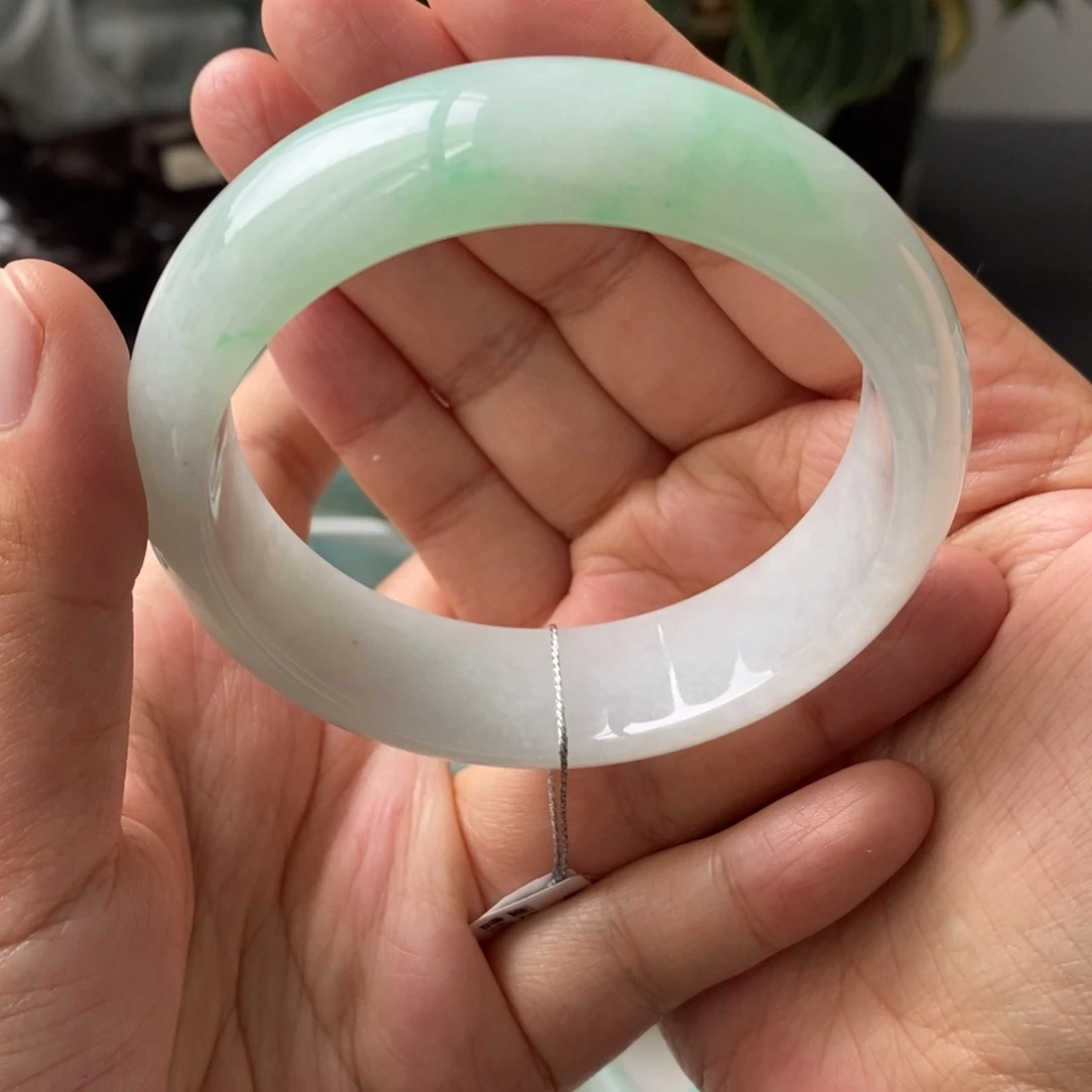 未镶嵌手镯翡翠天然