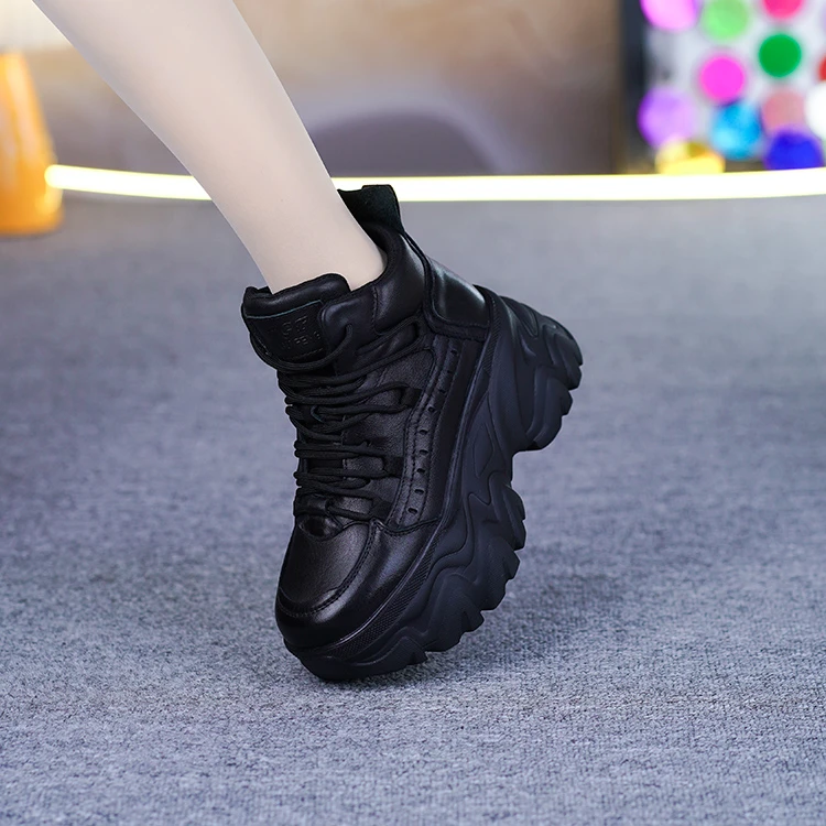 6186秋季头层牛皮纯色保暖防滑常规款高帮鞋休闲秋冬高帮网红单鞋