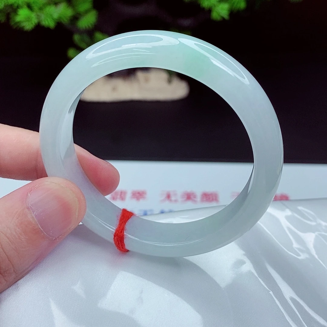 翡翠未镶嵌手镯55.8圈