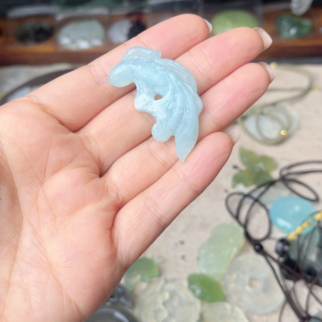 未镶嵌蛇纹石玉颈饰