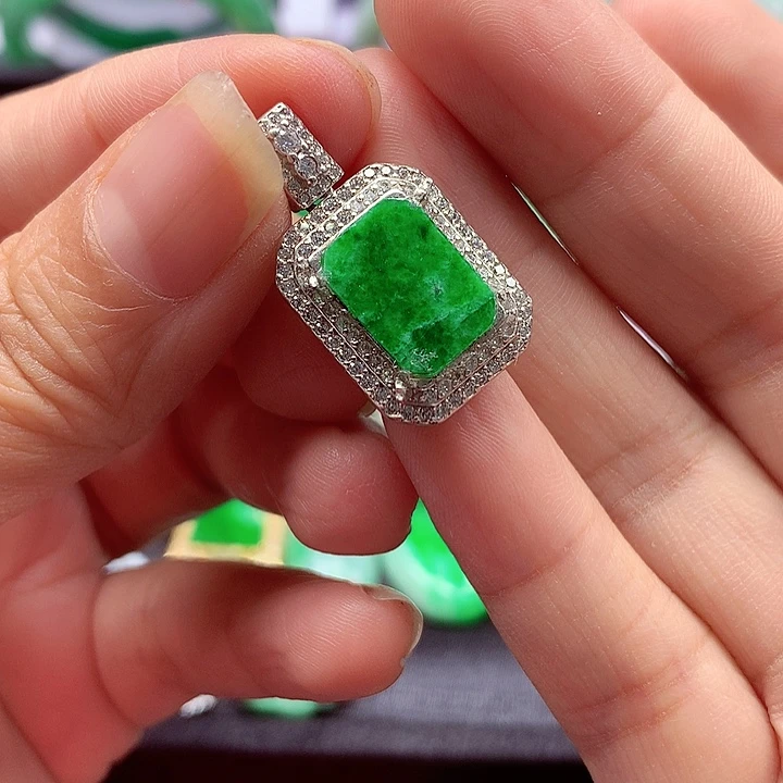 颈饰银S925镶嵌翡翠翡翠