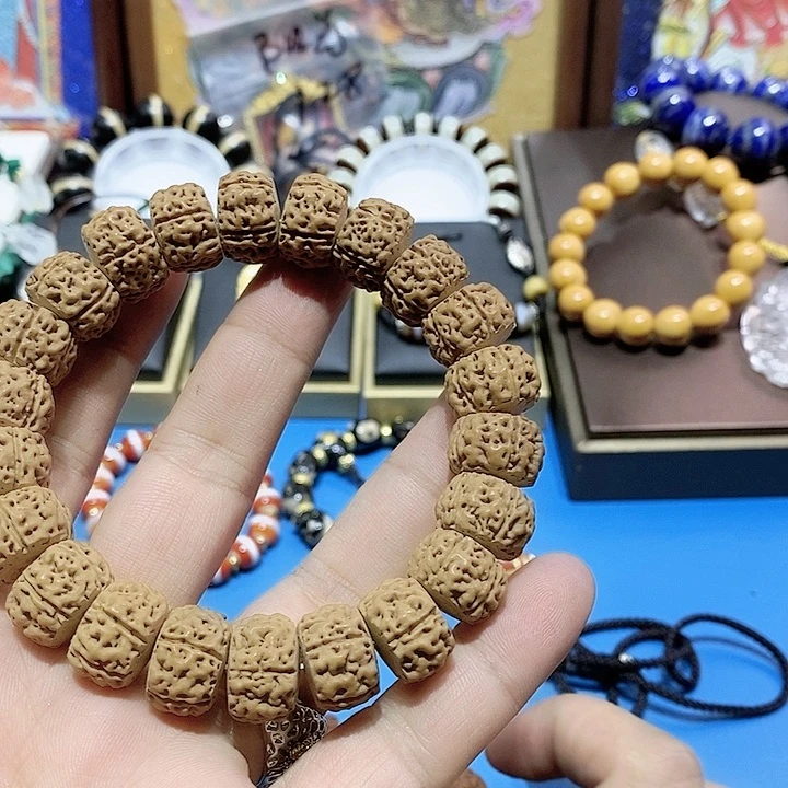 玛瑙/玉髓颈饰未镶嵌1