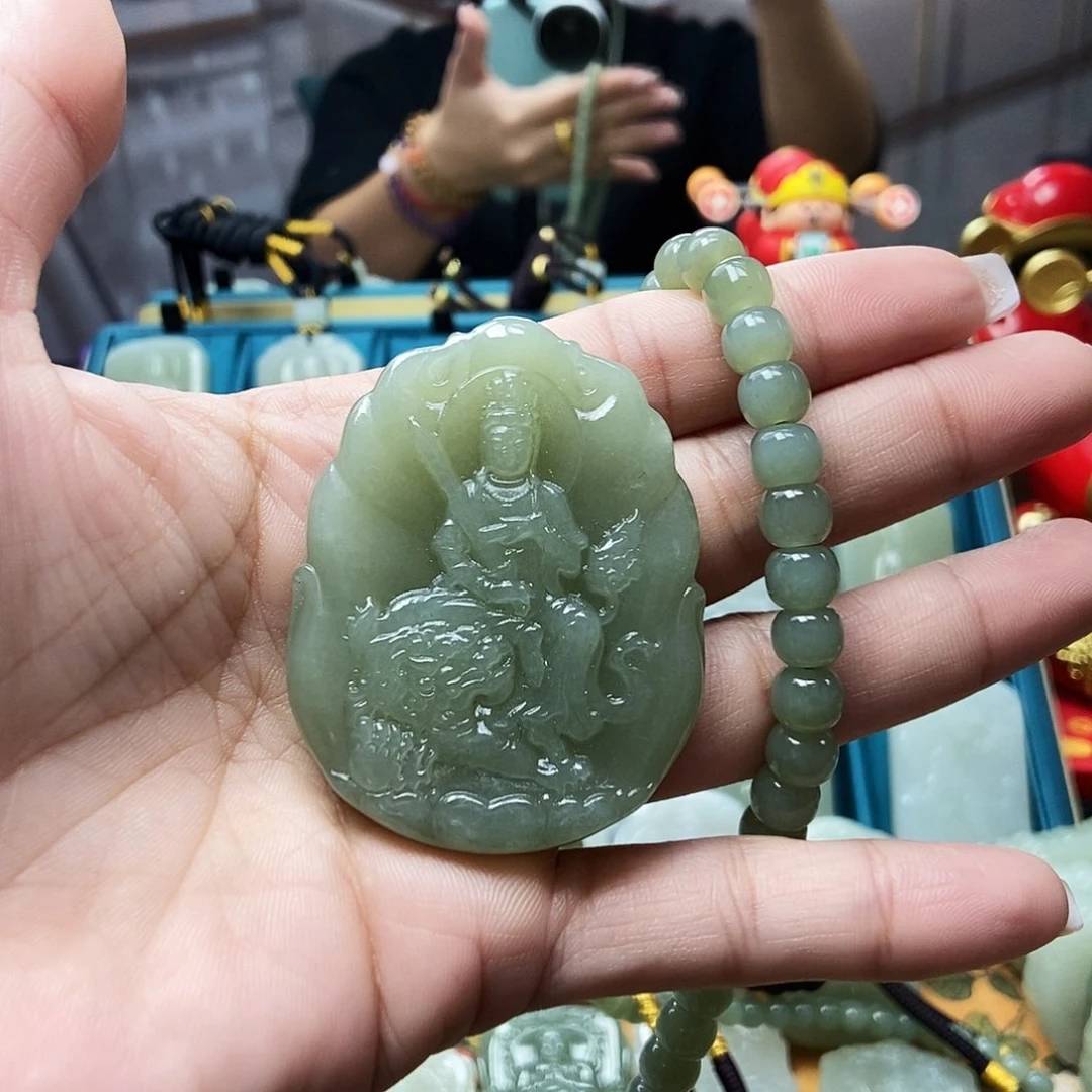 和田玉颈饰未镶嵌森*