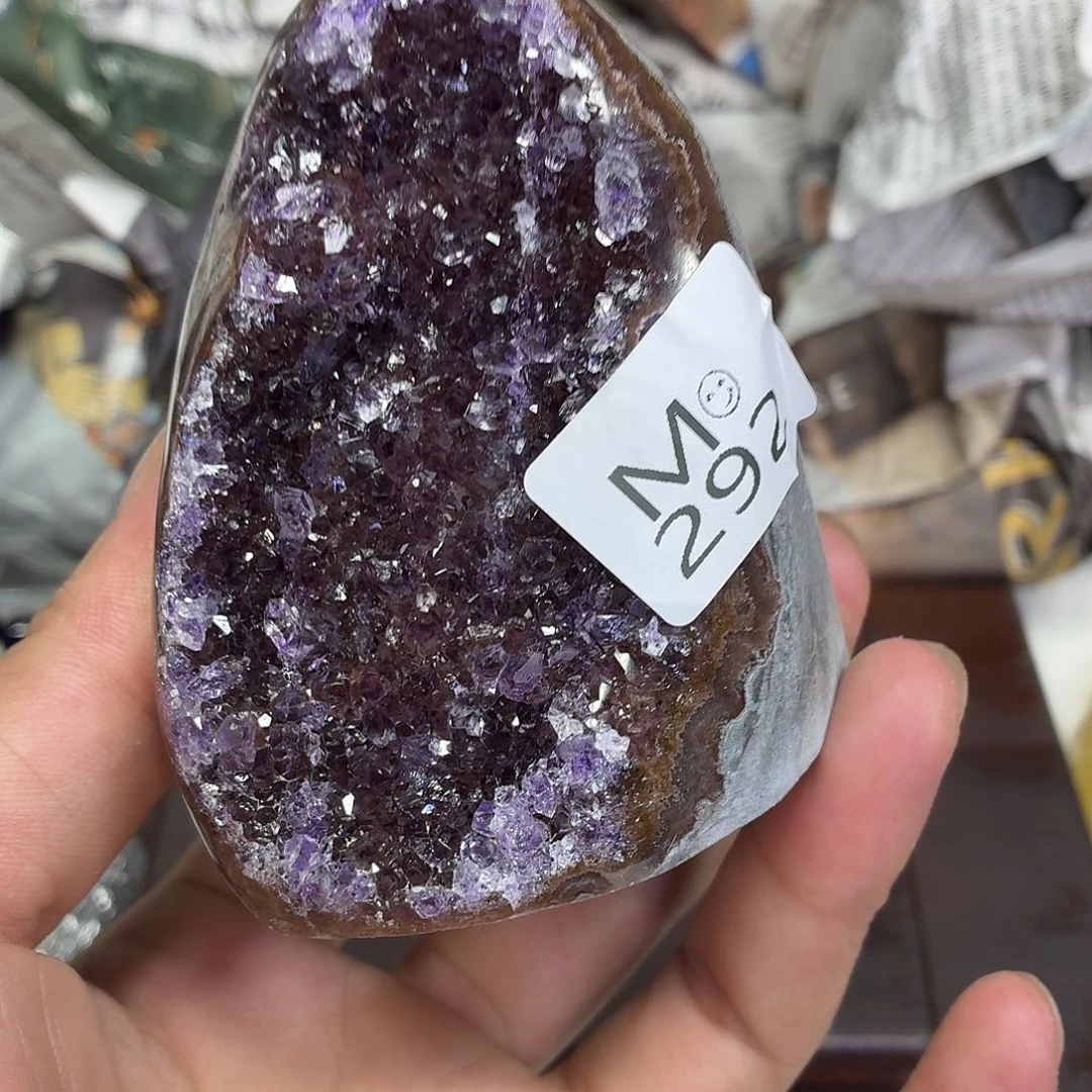 未镶嵌水晶大型摆件（非配饰）