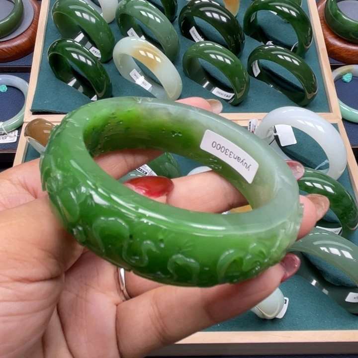 和田玉（碧玉）手镯未镶嵌