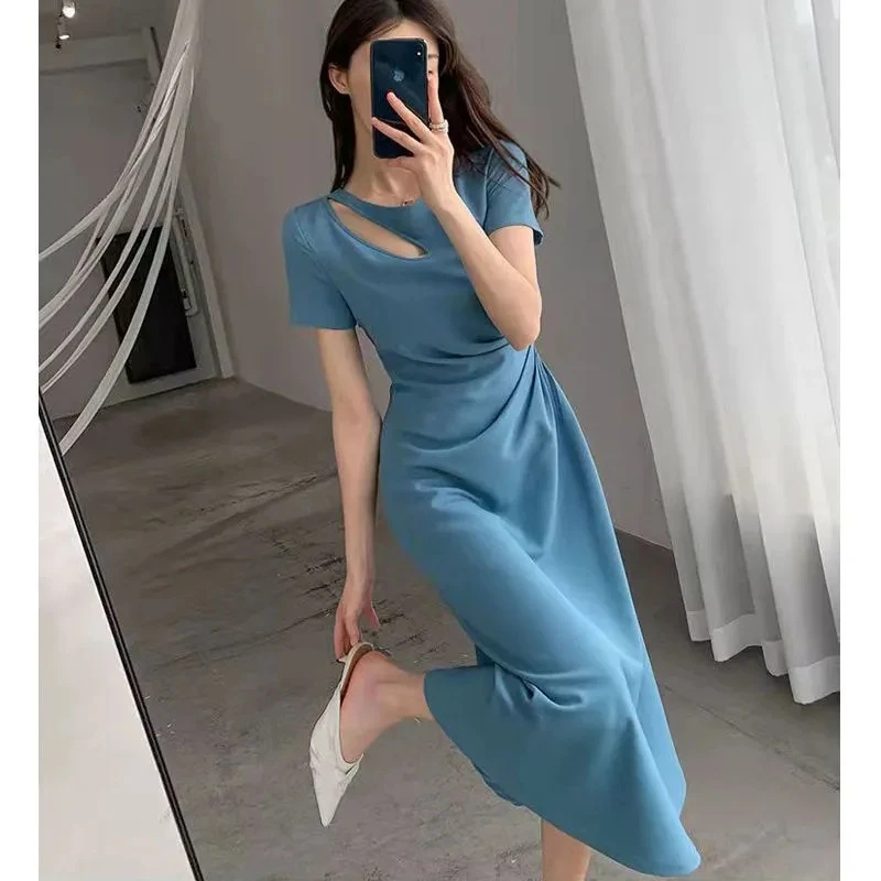 连衣裙裙子女夏季新款镂空法式气质显瘦设计收腰赫本风长裙夏小众