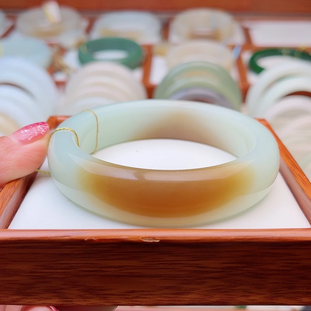 和田玉未镶嵌手镯60.7