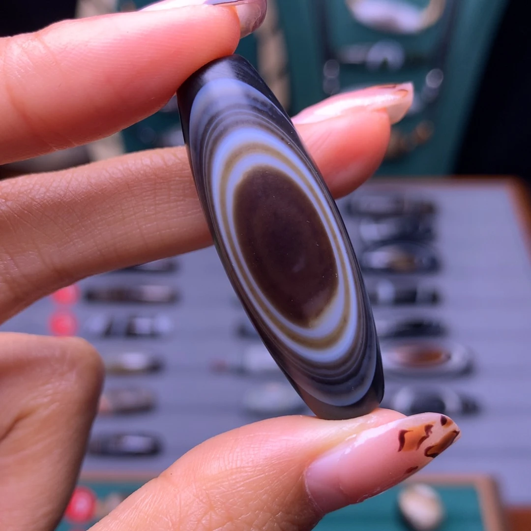 未镶嵌颈饰玛瑙/玉髓贴****哥