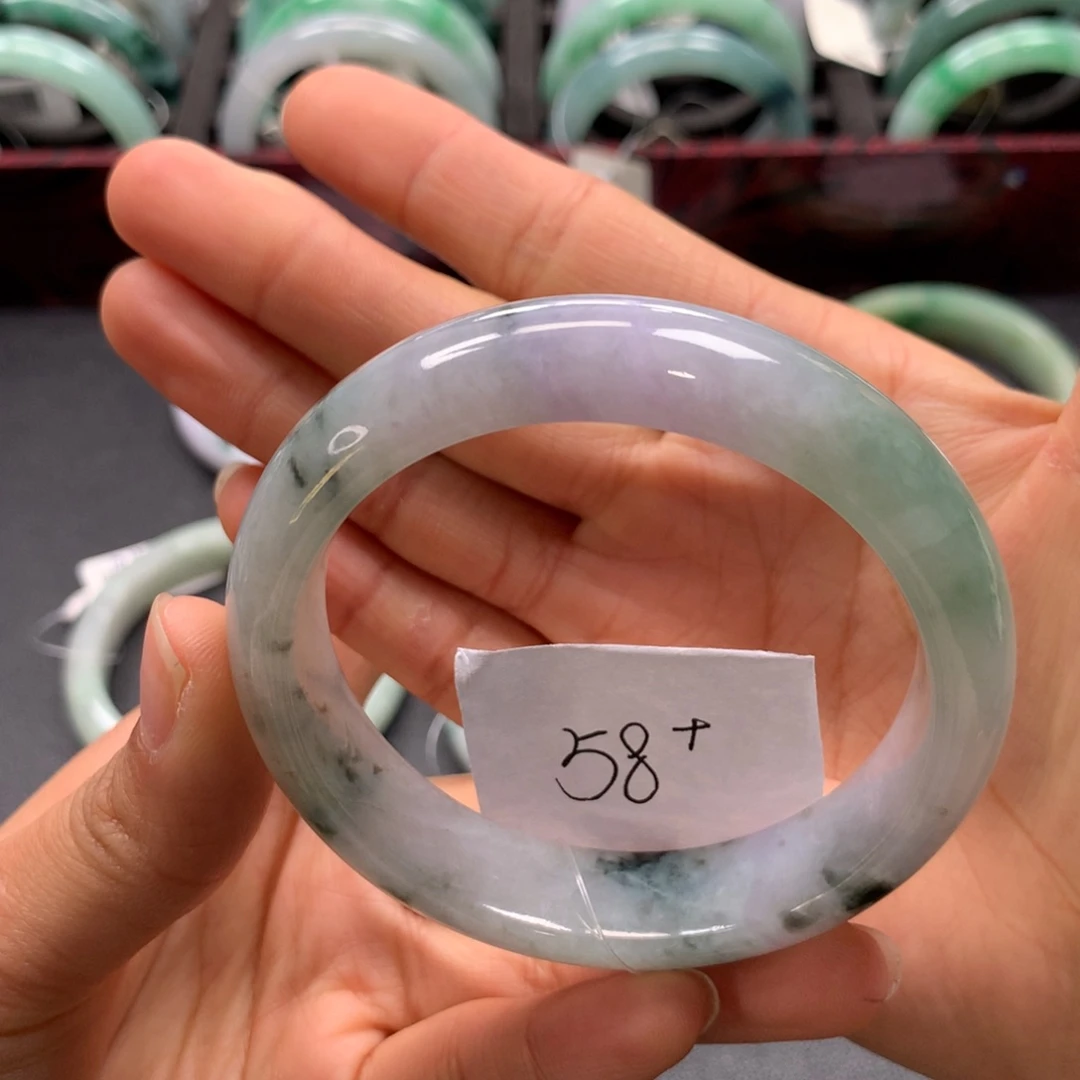 未镶嵌手镯翡翠手镯