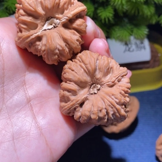 【闪购商品】吊坠文玩核桃奥迪