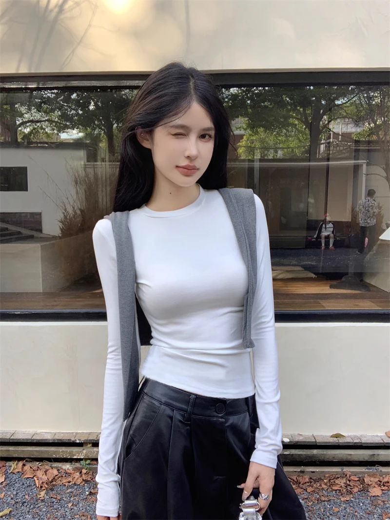 圆领正肩长袖T恤女修身打底衫内搭高能干掐腰长袖上衣女圆领显瘦