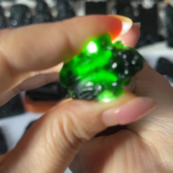 颈饰未镶嵌翡翠貔貅