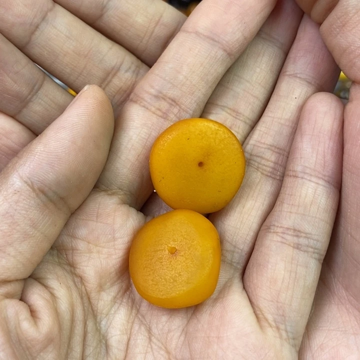 琥珀珠宝奇石未镶嵌多样性发其一