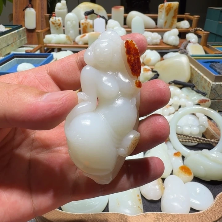 和田玉未镶嵌挂件