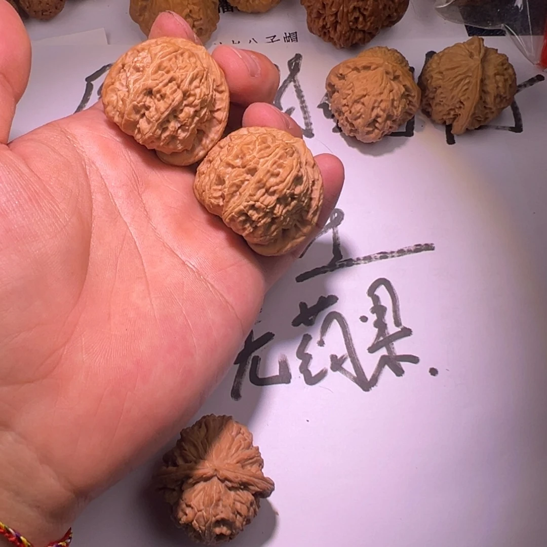 .*.40小毕业三角白一对