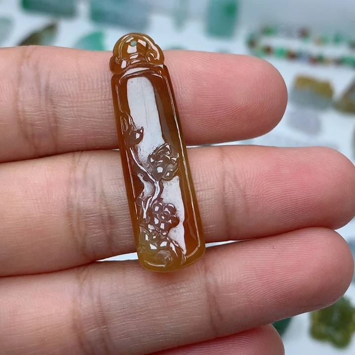 吊坠(不含链)未镶嵌翡翠