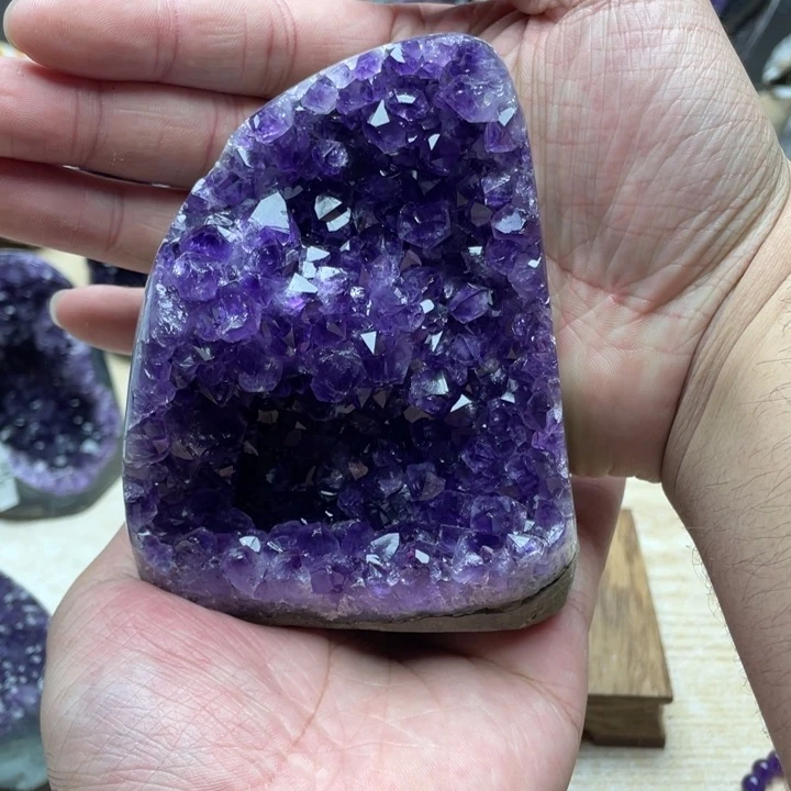 未镶嵌大型摆件（非配饰）水晶