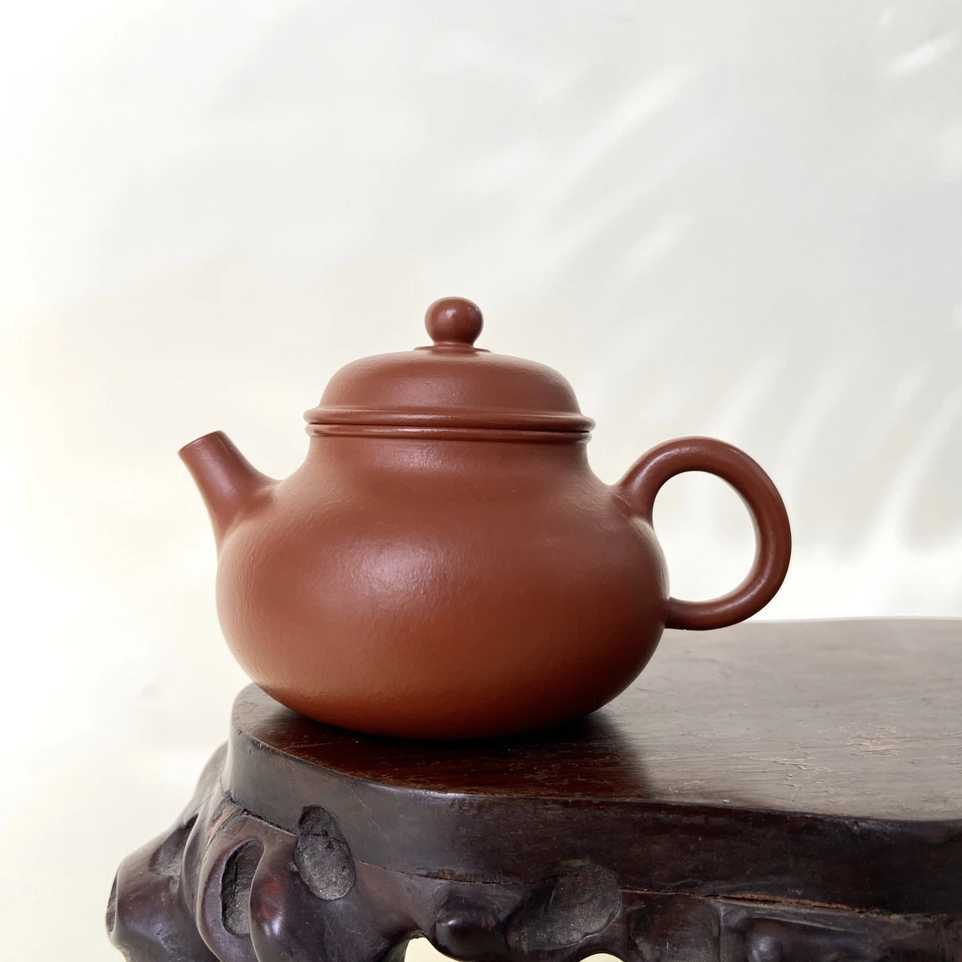 宜兴手工紫砂陶 （胡小香）茶壶GS4220-1