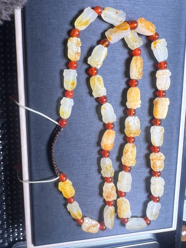 和田玉32粒知了挂绳