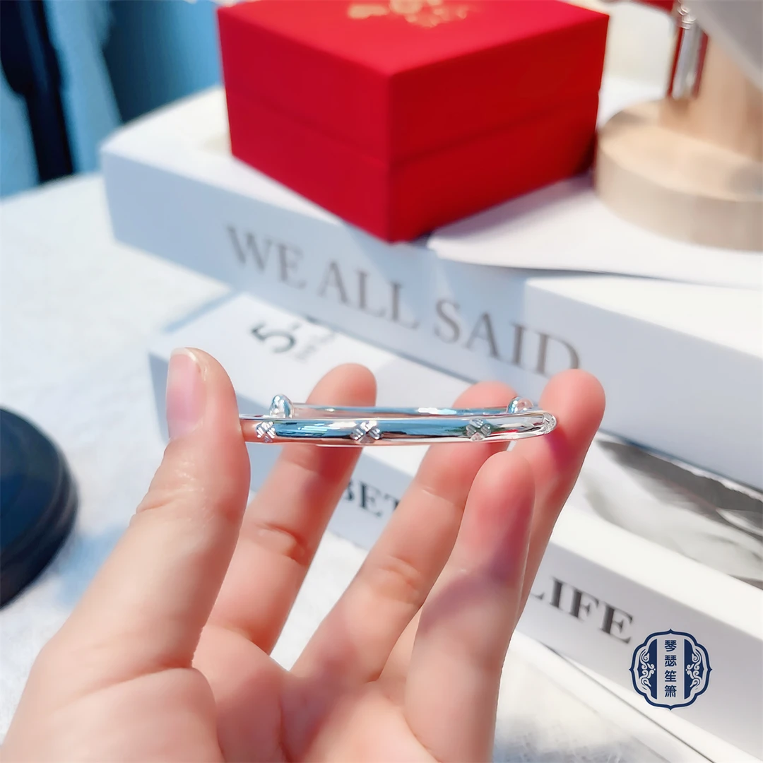 足银手镯 足银999四叶草成人推拉手镯可调节镯子时尚