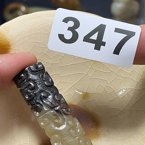 摆件瓷器是古代文化与传统绘画艺术