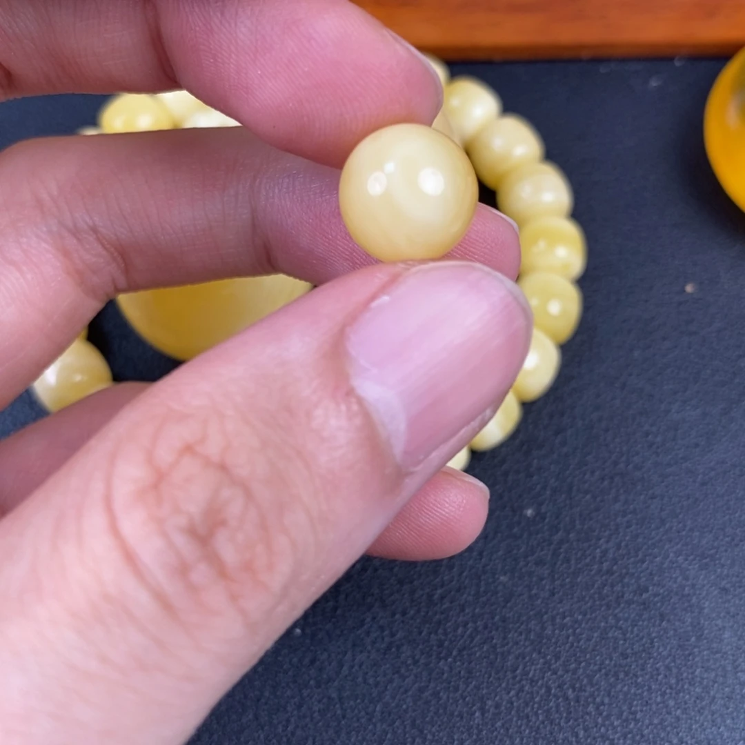 琥珀未镶嵌裸石54