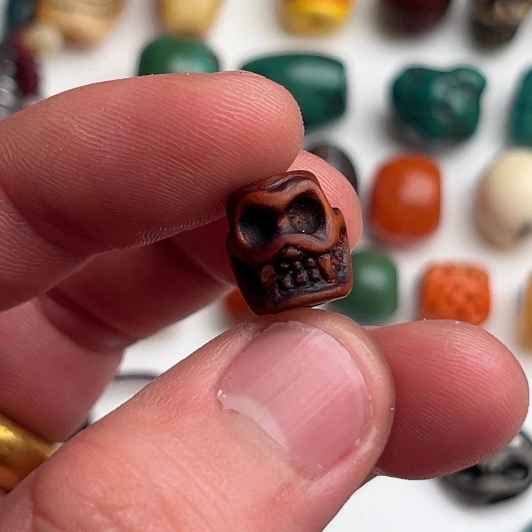 莫***奇琉璃/树脂/塑料类哇塞哇塞哇塞