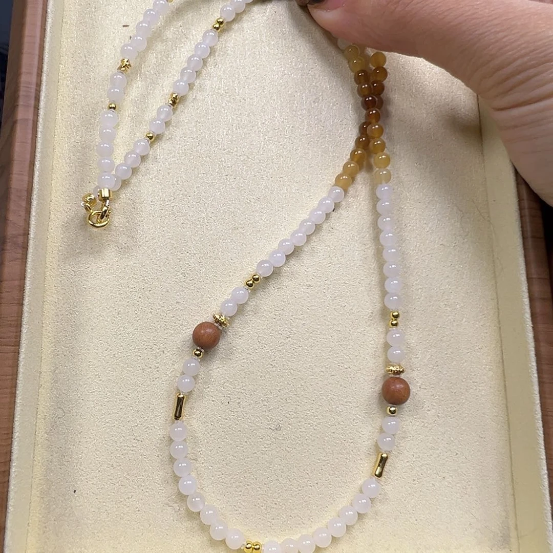 和田玉未镶嵌项链