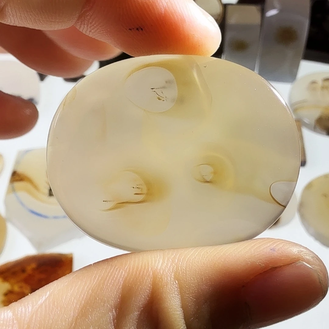 玛瑙/玉髓未镶嵌珠宝半成品