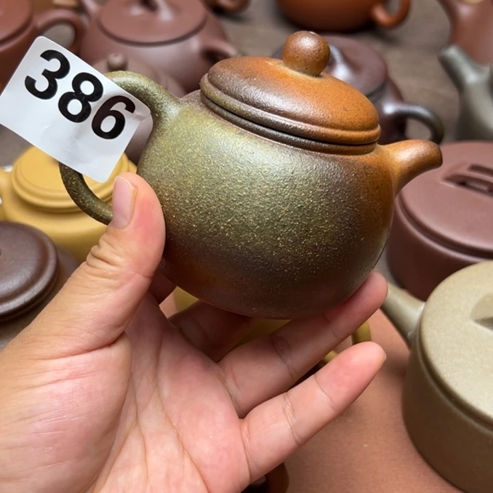 小***～茶壶紫砂黄金段半手工220cc左右瑕疵