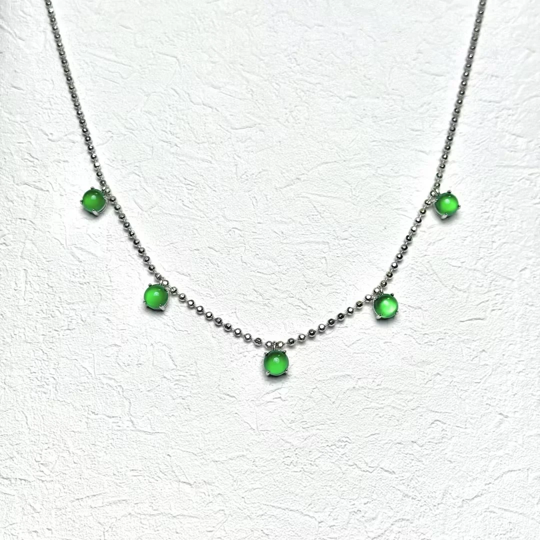 宋雅天然玉髓S925银水滴微笑链新中式精美设计款