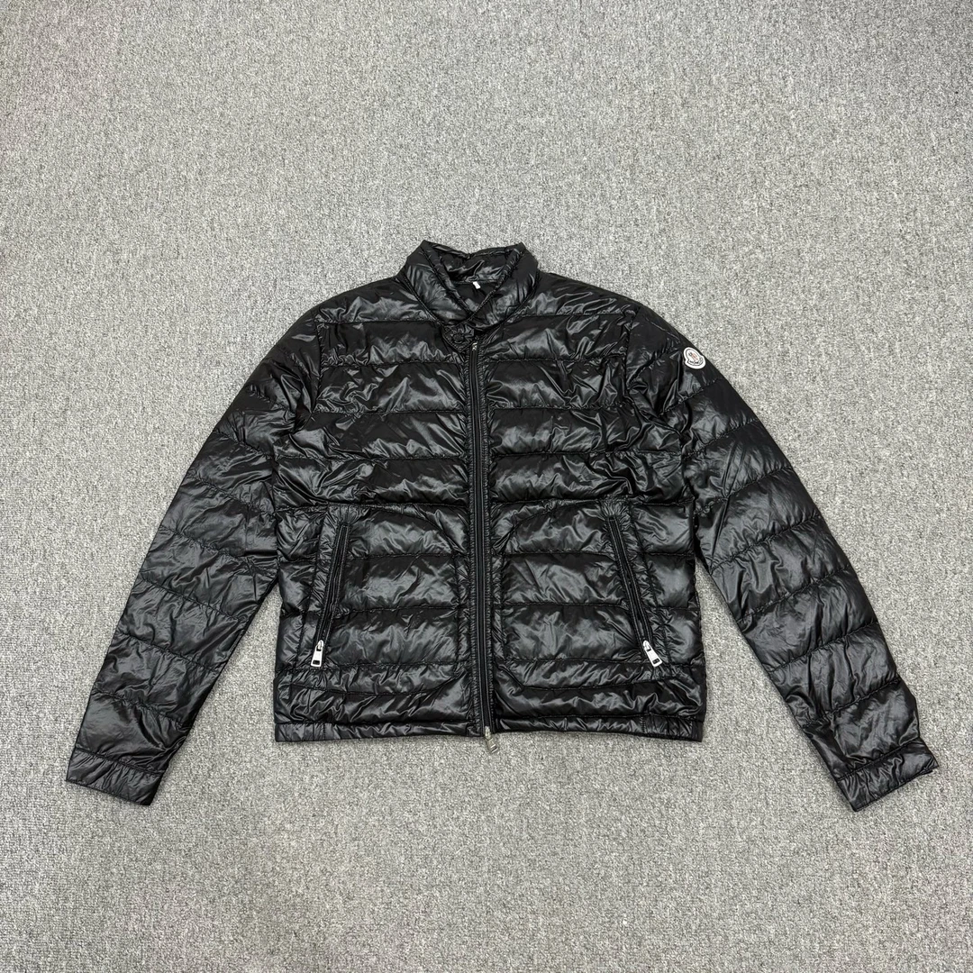 95新 MONCLER 16525242 Acorus黑色徽标刺绣羽绒服夹克 2码95新