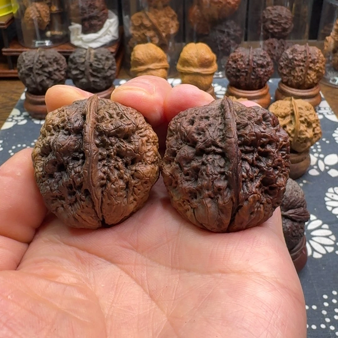 文玩核桃把件金刚佛手