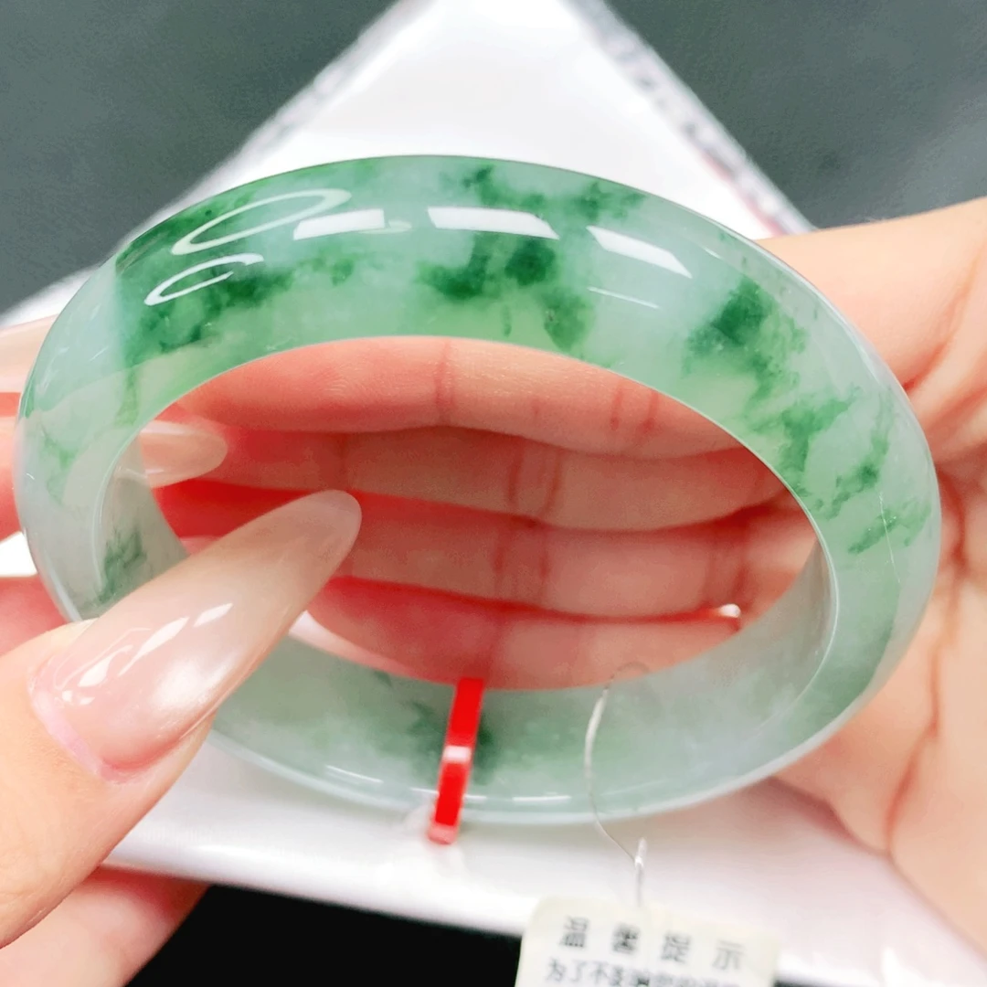 翡翠未镶嵌手镯57