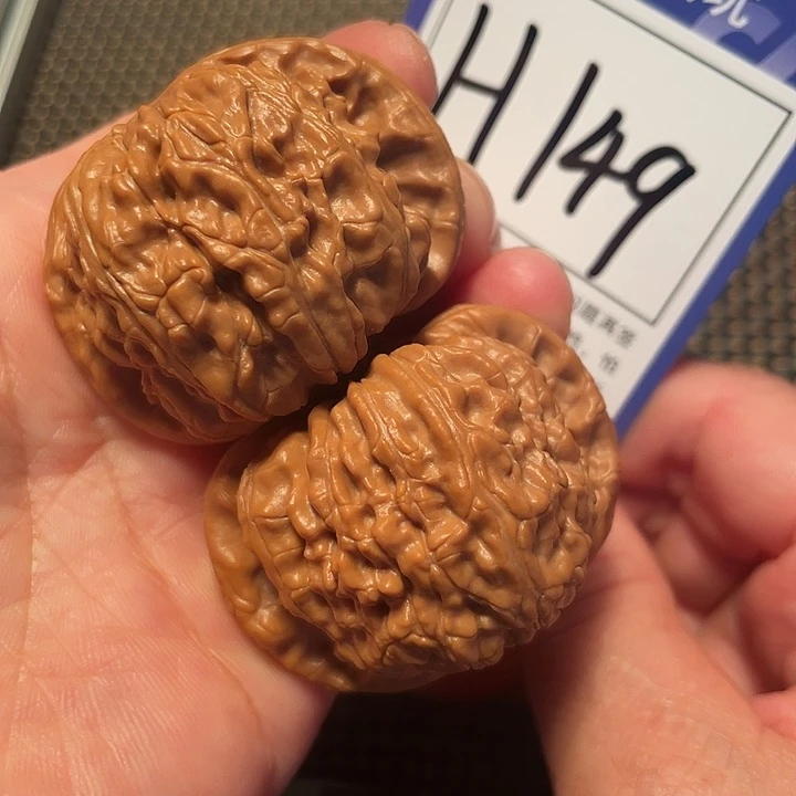 文玩核桃把件H149白狮子43.5