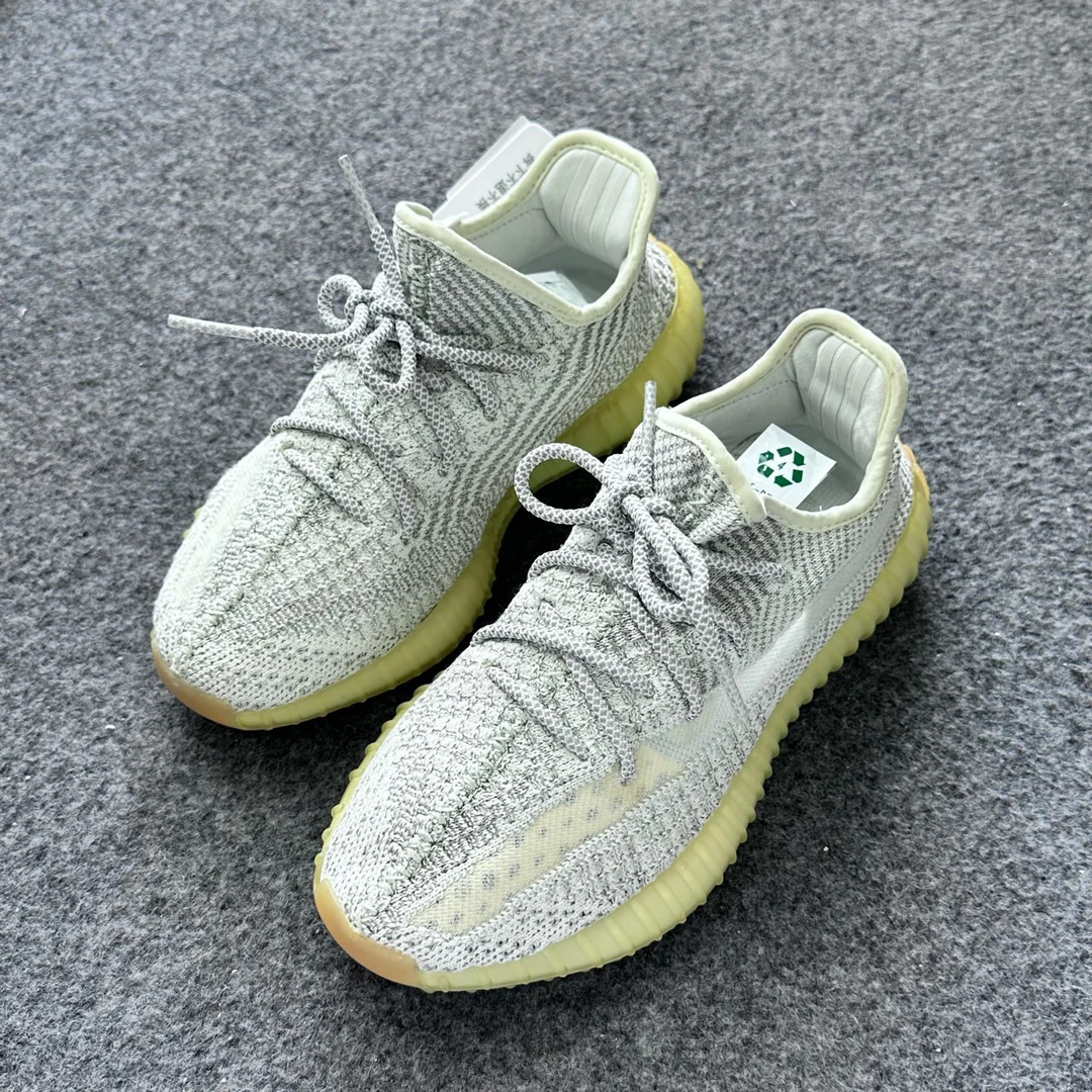 95新 MM6 Yeezy350灰满天星 39码 A0506 鞋