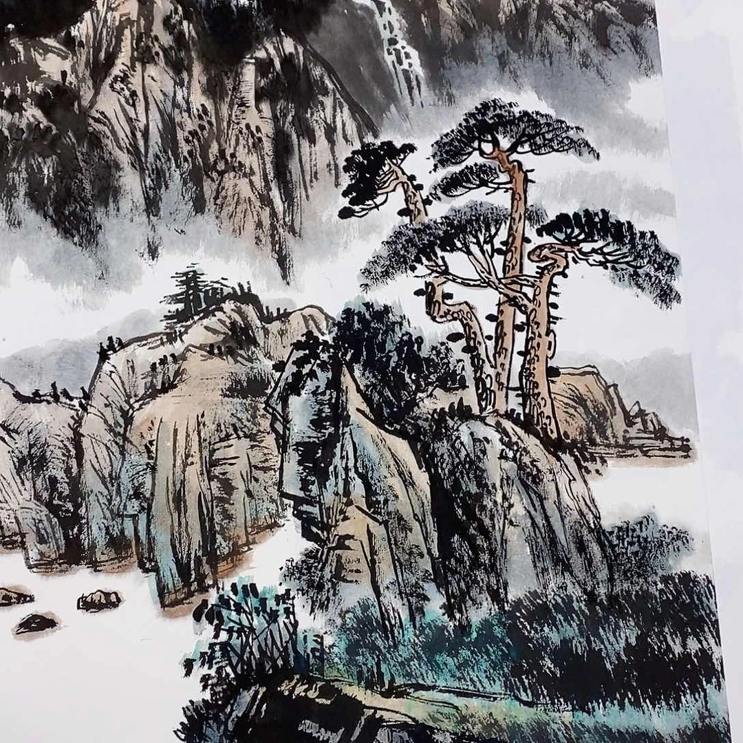 国画画**畔同组团参团和组织成员举行一