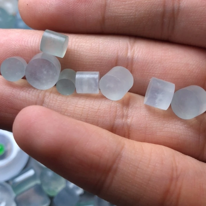 定制翡翠未镶嵌挂件