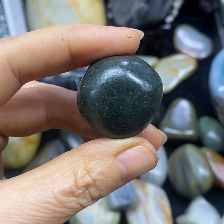 未镶嵌和田玉（糖玉）挂件