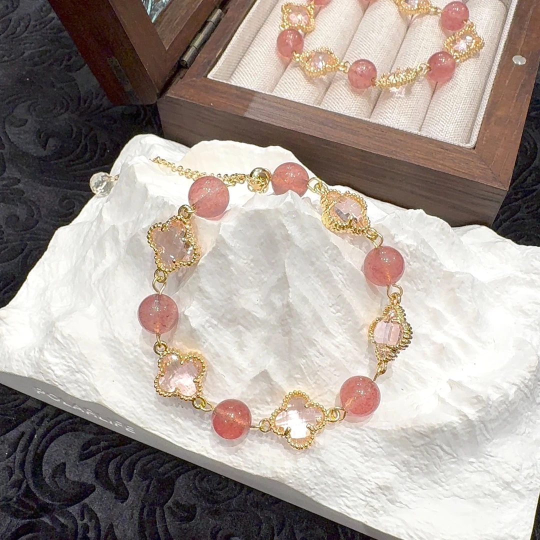 【红色四叶花】天然水晶草莓晶手串女生2025新款显白温柔手链