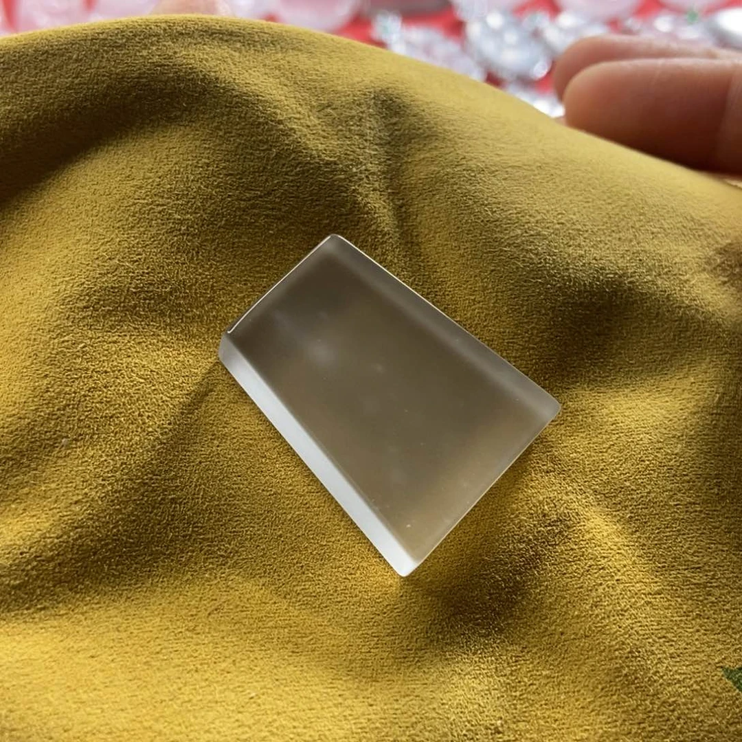 石英质玉未镶嵌颈饰破*