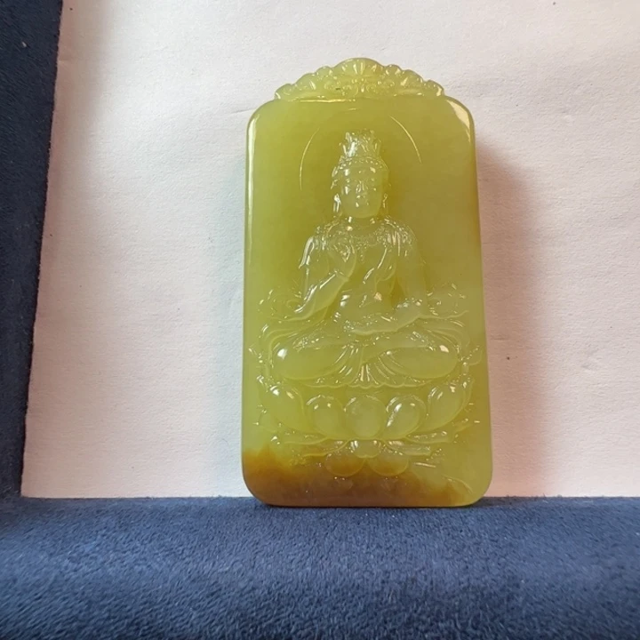 颈饰未镶嵌和田玉（黄玉）