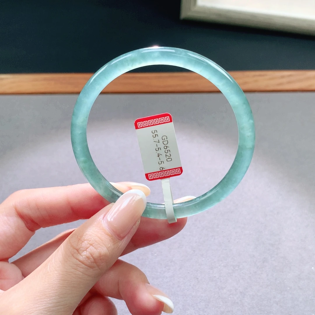 翡翠未镶嵌手镯天然