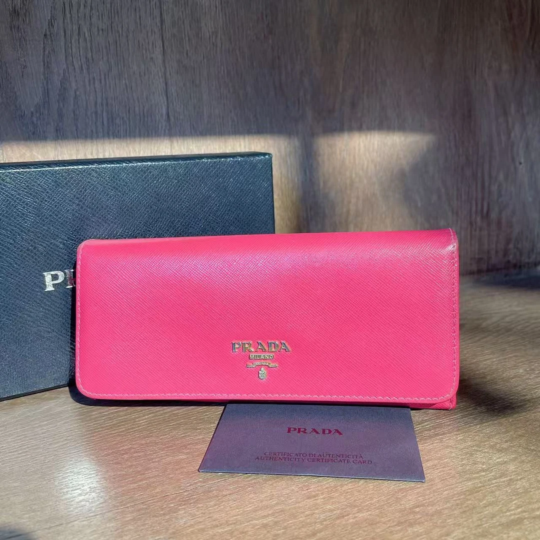 95新 Prada/普拉达 普拉达斜纹牛皮钱包20cm粉色5A01